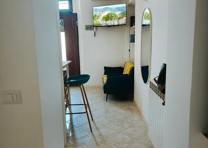 The Italians House In San Lorenzo * Rzym